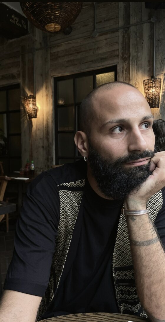 Portrait de Yanis Dida, fondateur d'Omnia